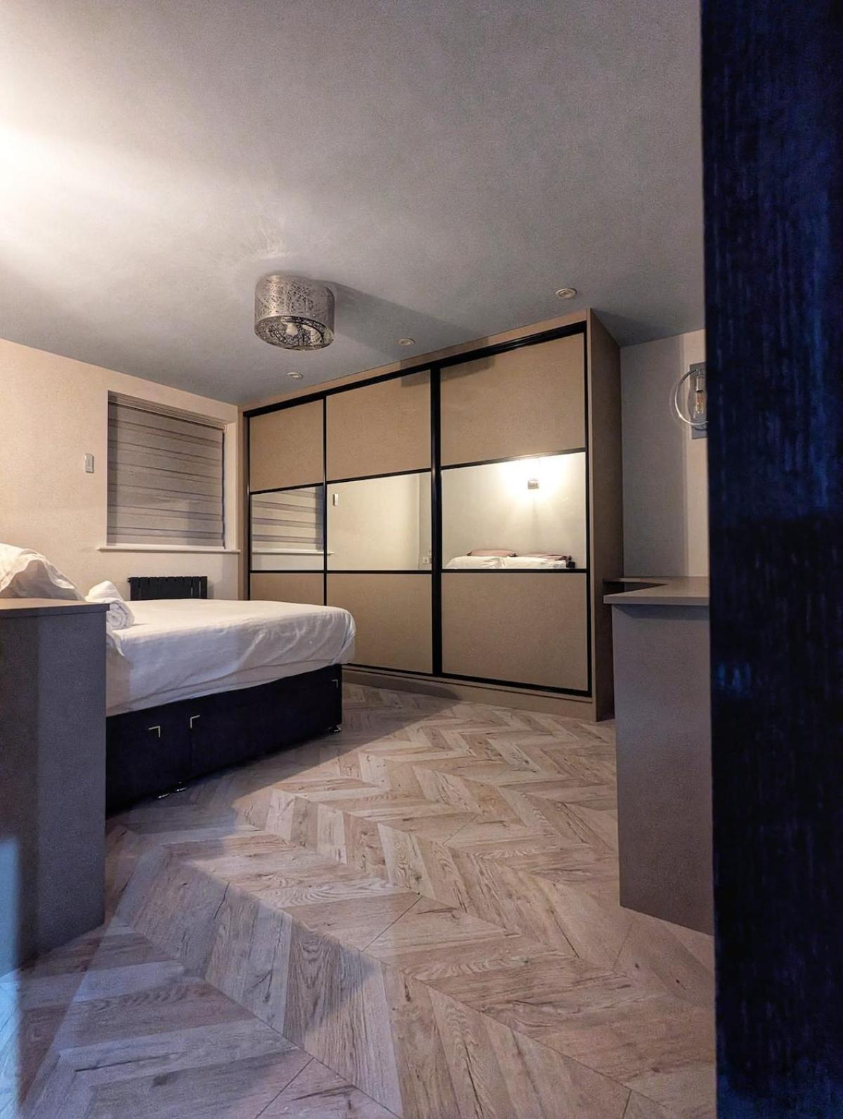Beautiful 5 Bedroom Home Sleeps 12 People In Manchester Dış mekan fotoğraf